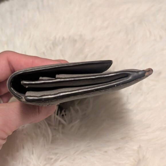 Michael Kors Jet Set Travel Large Trifold Wallet Pearl Gray Saffiano, Like New - Picture 8 of 10